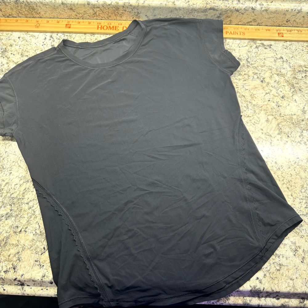Lululemon Womens Black No Size Dot Short Sleeve Tee Ruffle Detail Gym Sports